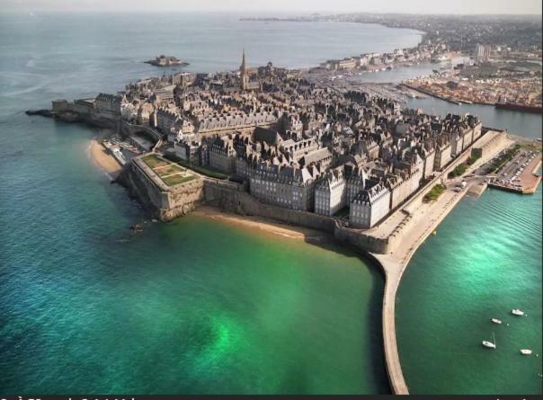 Baie Mt St Michel , Jullouville , Villa Caprice Rdc , 50 M Mer ,7 Pers , Pres Plage Dday Exteriör bild